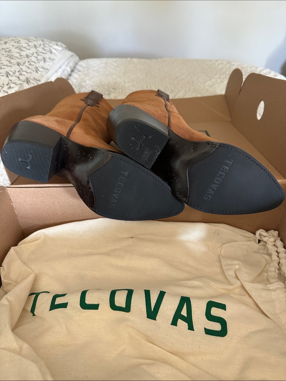 Tecovas Cassie tan suede cowboy boots 7.5 - Picture 3 of 8